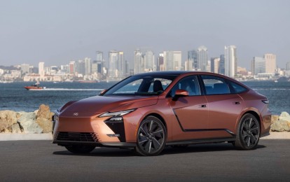 Sedan hạng sang Lexus ES 2026 sắp về Việt Nam: Lần đầu có bản thuần điện 500e